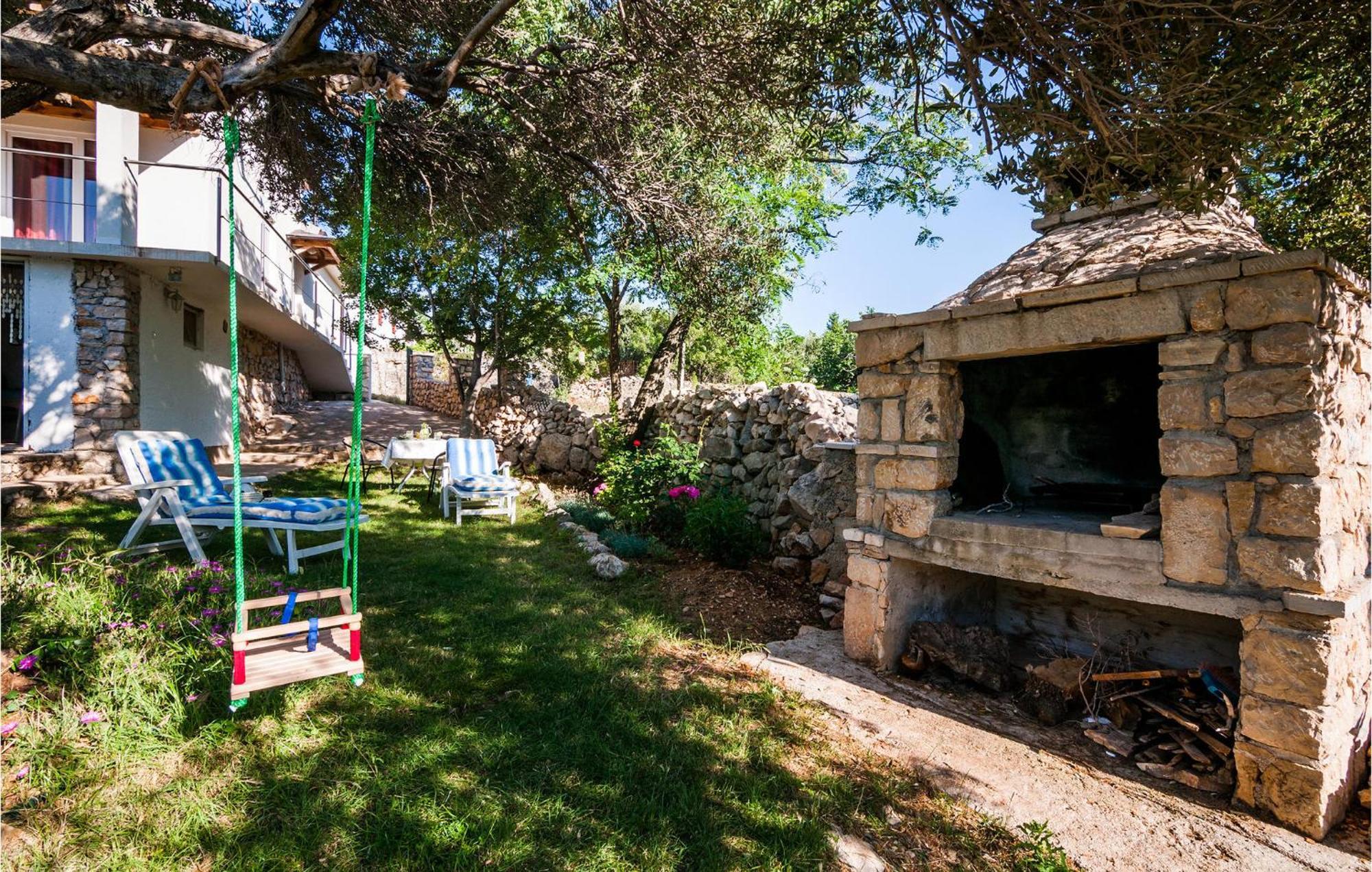 Nice Apartment In Vinjerac With Kitchen Exterior photo